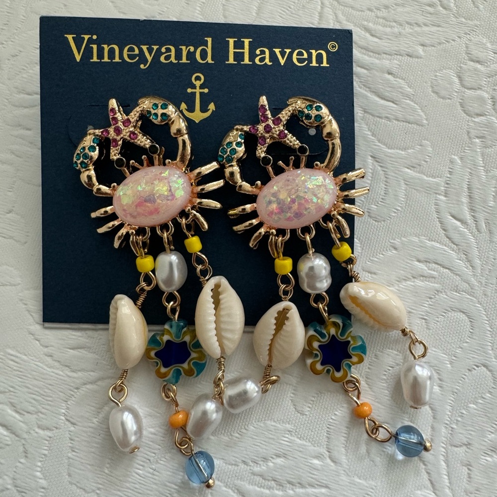 VINYARD HAVEN SEASHELL MOTHER OF PEARL MURANO GLASS CRYSYALS CRAB EARRINGS